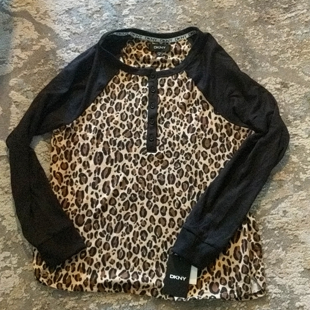 DKNY Tan and Leopard Print Fleece PJ Top Long Sleeve Medium